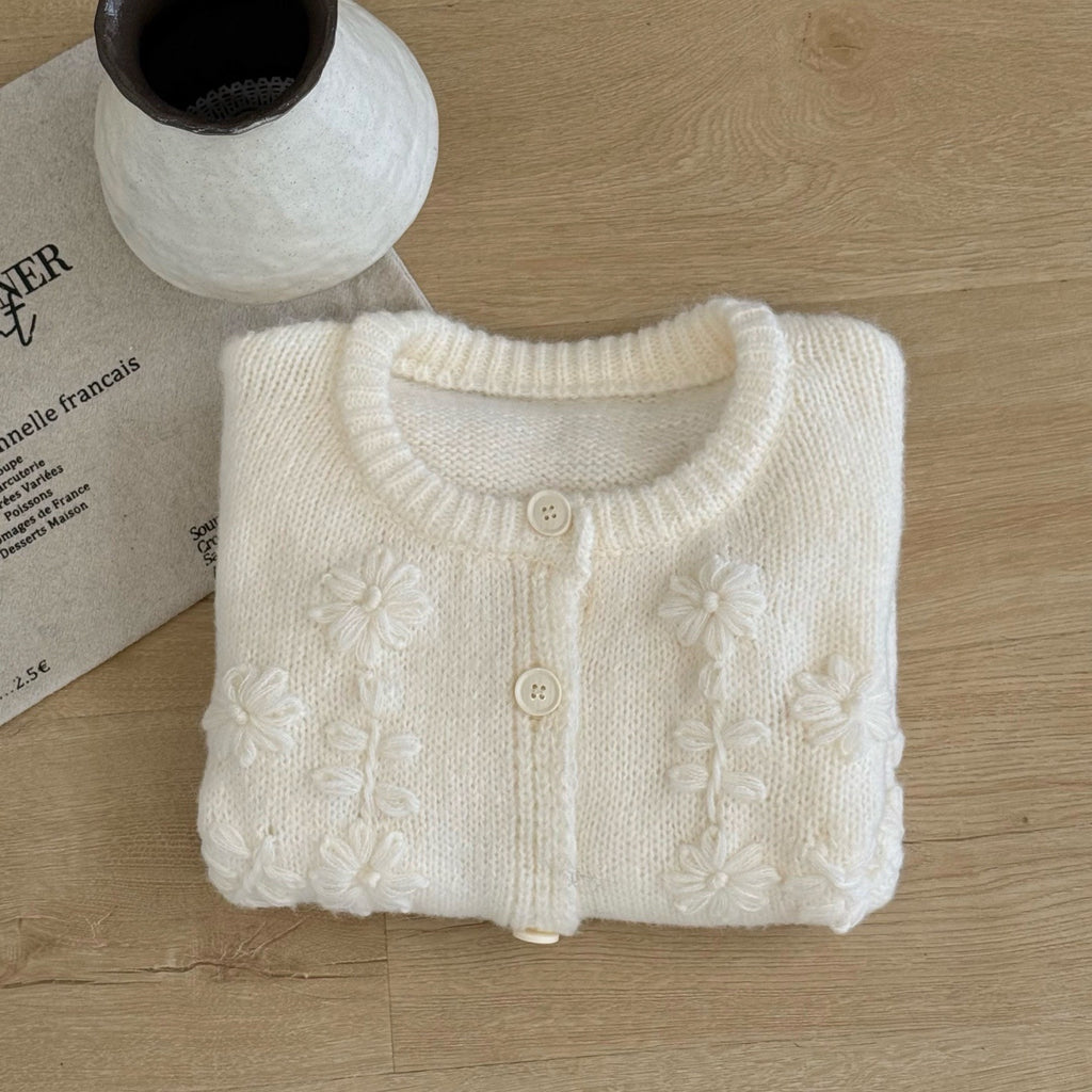 İşlemeli Çiçekli Örgü Hırka